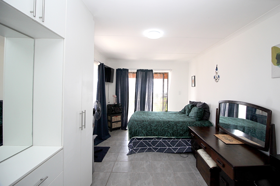 3 Bedroom Property for Sale in Heiderand Western Cape